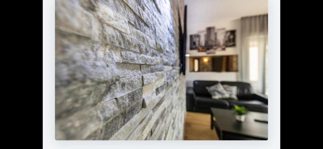 Queen East Verona Apartments Bagian luar foto