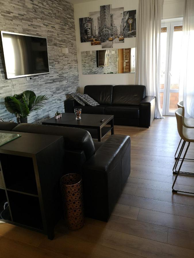 Queen East Verona Apartments Bagian luar foto